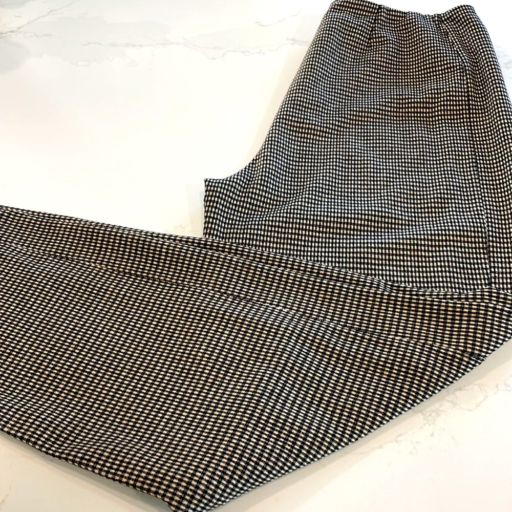 Liverpool stretchy pull on dress pants sz 10 EUC slimming slacks checkers
